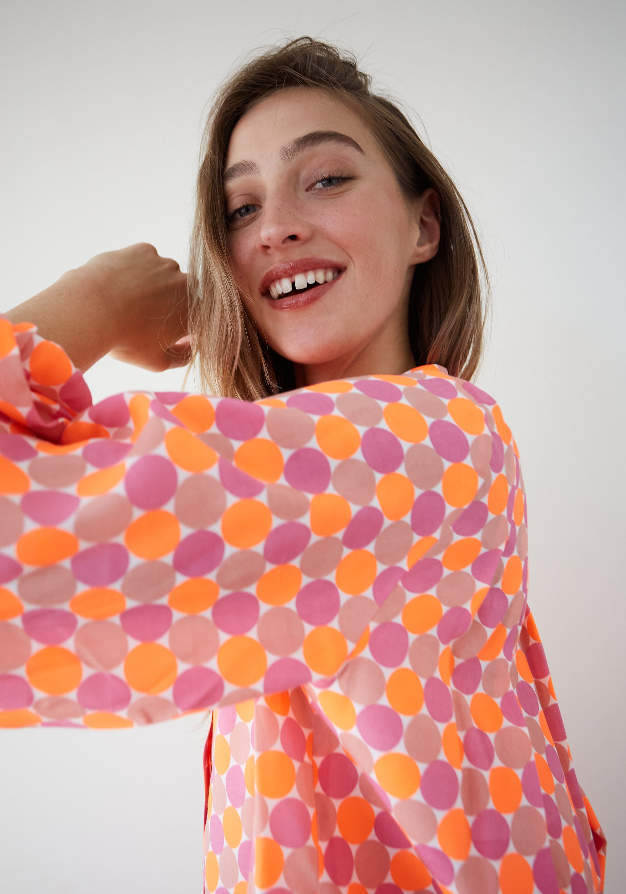 Coral Dots Magia Shirt